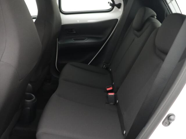 Toyota AYGO X 1.0 VVT-i MT Play | Demo | Camera | Airco |