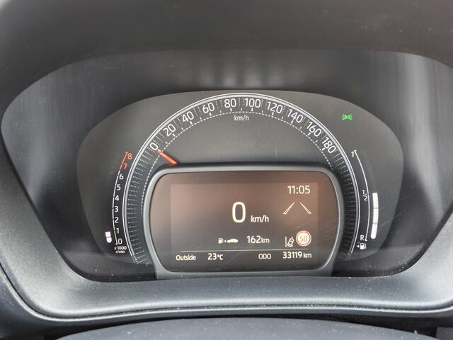 Toyota AYGO 1.0 VVT-i MT Limited | Navi | JBL | Sensoren v/a | Stoelverwarmi