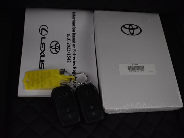 Toyota AYGO 1.0 VVT-i S CVT Envy
