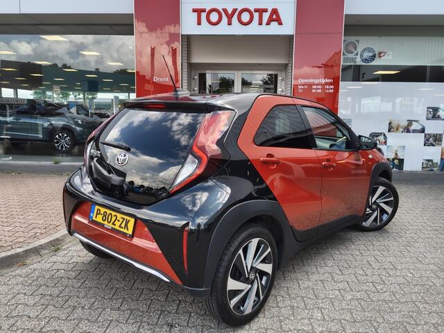 Toyota AYGO 1.0 VVT-i MT Envy | Navi | Draadloze Telefoonlader | Android Aut