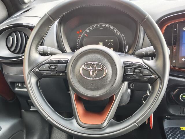 Toyota AYGO 1.0 VVT-i MT Envy | Navi | Draadloze Telefoonlader | Android Aut