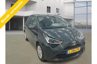 toyota-aygo-1.0-vvt-i-x-play-aut!-1