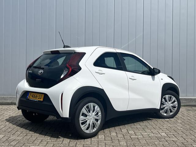 Toyota AYGO X 1.0 VVT-i MT Play NL Auto Carplay Camera Cruise Groot Scherm