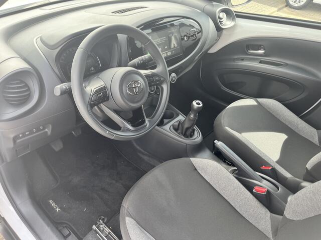 Toyota AYGO X 1.0 VVT-i MT Play NL Auto Carplay Camera Cruise Groot Scherm