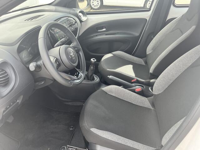 Toyota AYGO X 1.0 VVT-i MT Play NL Auto Carplay Camera Cruise Groot Scherm