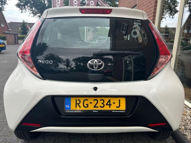 Toyota AYGO 1.0 VVT-i x-fun KOUDE AIRCO / LED / CV+AB / RIJKLAAR / BLUETOOTH