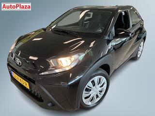 toyota-aygo-x-1.0-vvt-i-mt-play