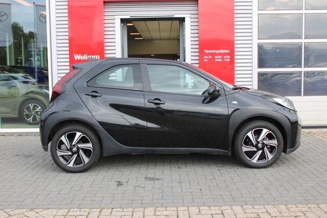 Toyota AYGO X 1.0 VVT-i S-CVT first Limited