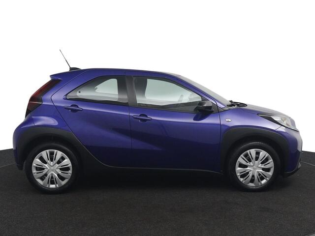 Toyota AYGO X 1.0 VVT-i MT Play | Adaptieve Cruise Control | Apple Carplay | Android Auto | Airco | 5-Deurs |