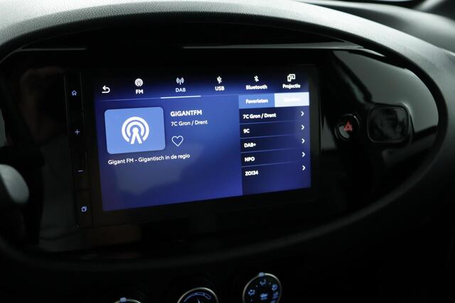 Toyota AYGO X 1.0 VVT-i MT Play | Apple Carplay/Android Auto |