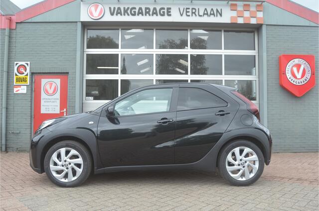Toyota AYGO X 1.0 VVT-i MT Play