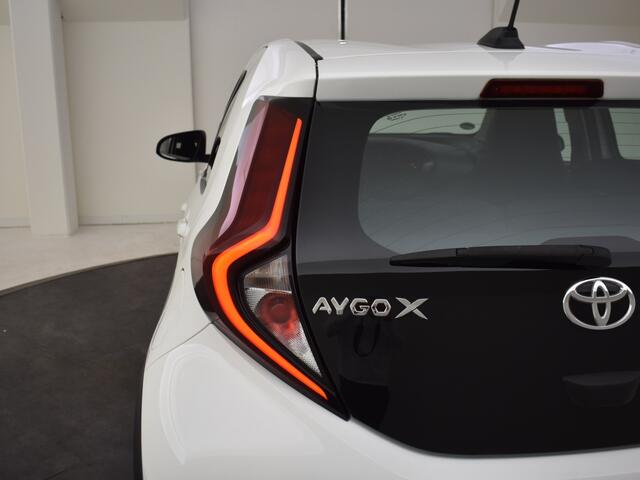 Toyota AYGO 1.0 VVT-i MT Play | Airco | Cruise Control | Carplay