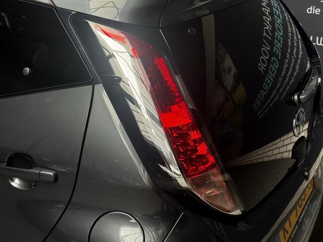 Toyota AYGO 1.0 VVT-i x-clusiv Cabrio 5-Deurs