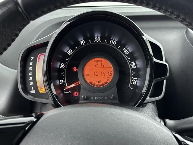 Toyota AYGO 1.0 VVT-i X-Joy | Apple Carplay -/ Android Auto | Achteruitrij Camera | Lichtmetalen Velgen 15" |