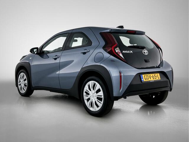 Toyota AYGO X 1.0 VVT-i MT Play
