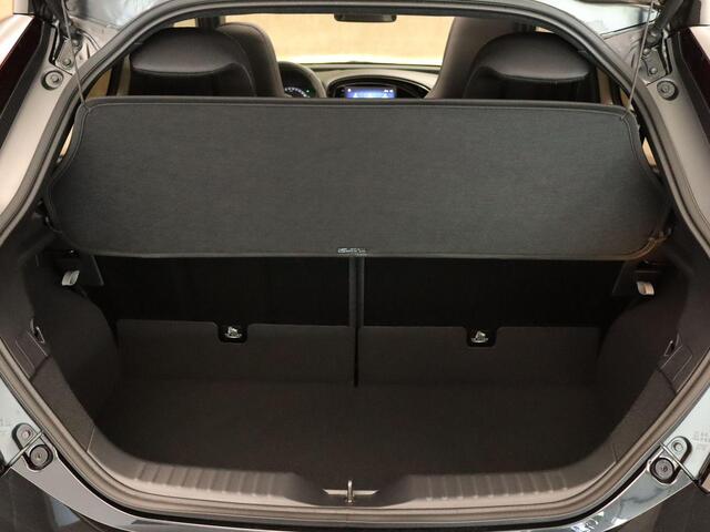 Toyota AYGO X 1.0 VVT-i MT Premium - ORIGINEEL NEDERLANDSE AUTO - CARBIO DAK - PARKEERSENSOREN VOOR EN ACHTER - DRAADLOZE APPLE CARPLAY/ANDROID AUTO - DRAADLOZE TELEFOONLADER - VOORSTOELEN VERWARMD - NAVIGATIE