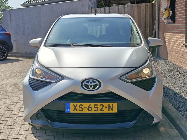 Toyota AYGO 1.0 VVT-i x-play, CAMERA / CRUISE CONTROL / NAP