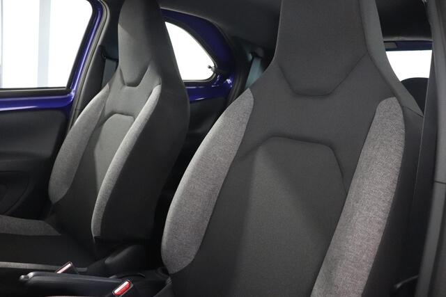 Toyota AYGO X 1.0 VVT-i MT Play Apple carplay, Android auto, ¤1000,- Inruilpremie, Nieuw, Snel leverbaar!