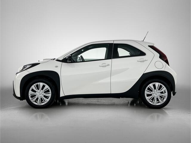 Toyota AYGO X 1.0 VVT-i MT Play