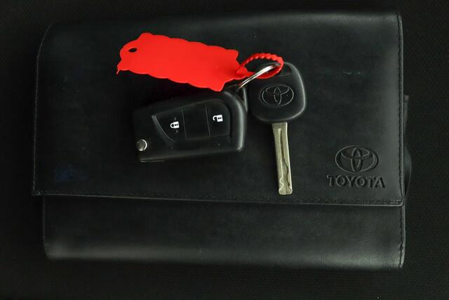 Toyota AYGO 1.0 VVT-i x-fun | Radio | Centrale deurvergrendeling | Stoel in hoogte verstelbaar |