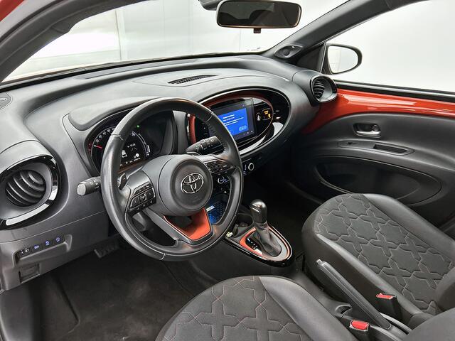 Toyota AYGO X 1.0 VVT-i MT Envy Limited | JBL Sound system | LM velgen | Premium uitgevoerd | Navigatie |
