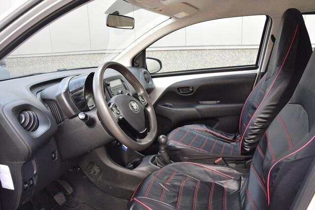 Toyota AYGO 1.0 VVT-i x-fun | Dealer onderhouden | 1e eigenaar | Cruise control |