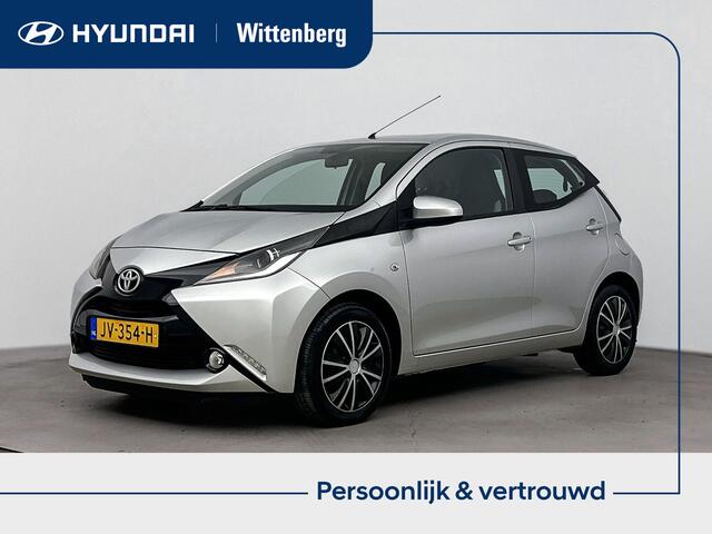 Toyota AYGO 1.0 VVT-i x-play | Airco | Camera | Cruise control |