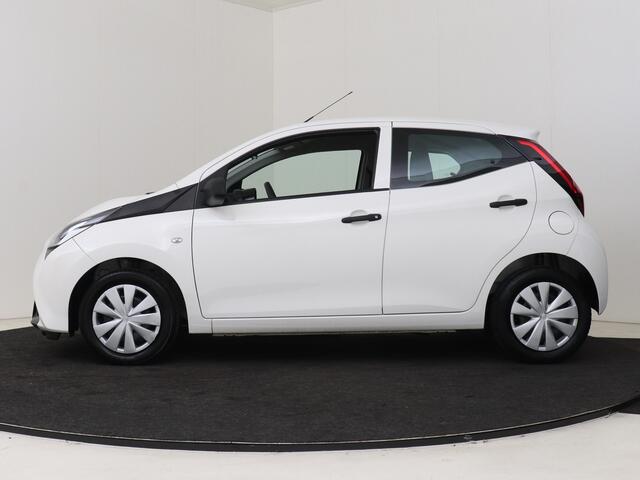 Toyota AYGO 1.0 VVT-i x-fun I Airco I 5 Deurs I Zuinig I LOUWMAN Onderhouden I USB I Centrale vergrendeling met afstandsbediening I Elektrische ramen voor I