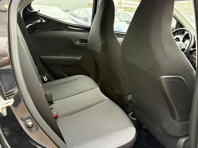 Toyota AYGO 1.0 VVT-i x-play
