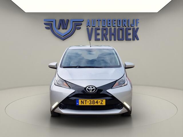 Toyota AYGO 1.0 VVT-i x-pure Clima - Camera - Lichtmetalen velgen