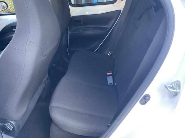 Toyota AYGO X 1.0 VVT-i MT First Lichtmetaal Stoelverwarming