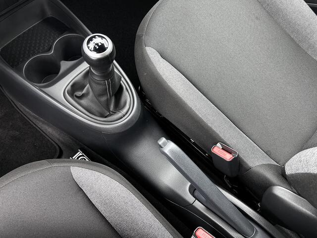 Toyota AYGO X 1.0 VVT-i MT Play | Apple Carplay -/ Android Auto |