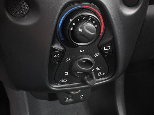 Toyota AYGO 1.0 VVT-i x-fun | Airco | Bluetooth | Led | 5 deurs