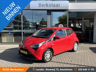 toyota-aygo-1.0-vvt-i-x-play-automa