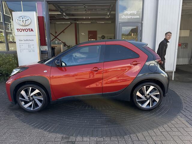 Toyota AYGO X 1.0 VVT-i MT Premium