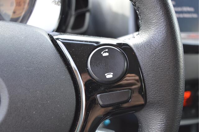 Toyota AYGO 73PK VVT-i x-joy Nap / Clima / 1e eigen. / Lmv. / Fabr.garantie / Camera