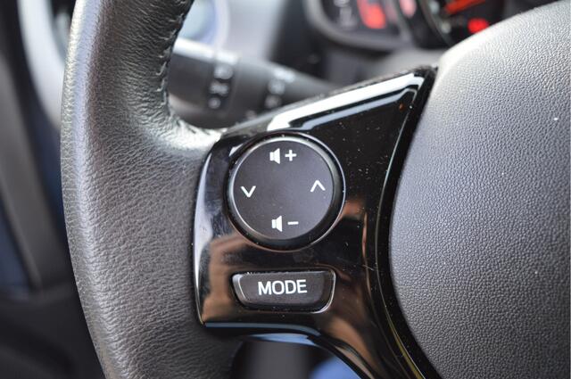 Toyota AYGO 73PK VVT-i x-joy Nap / Clima / 1e eigen. / Lmv. / Fabr.garantie / Camera