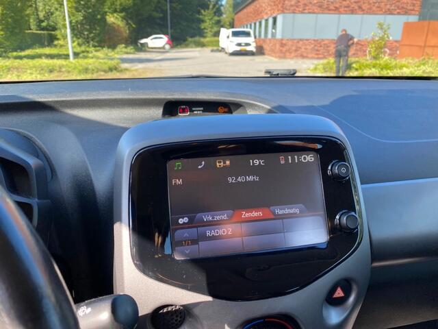 Toyota AYGO 1.0 VVT-I X-PLAY