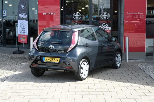Toyota AYGO 1.0 VVT-i x-play Automaat | Bluetooth | Airconditioning | X-touc