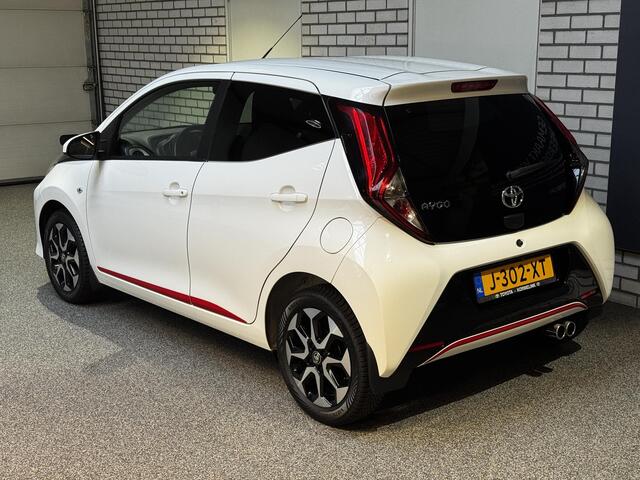 Toyota AYGO 1.0 VVT-i x-joy