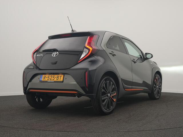 Toyota AYGO X 1.0 VVT-i S-CVT Limited - RIJKLAARPRIJS - Automaat - Achteruitrijcamera - Adaptive Cruise Control - JBL Audio-systeem