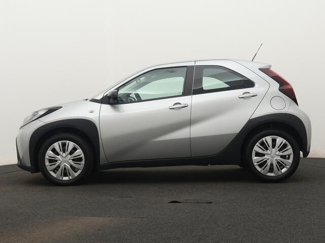 Toyota AYGO X 1.0 VVT-i MT play | Apple CarPlay / Android Auto | Achteruitrijcamera | Adaptive Cruise Control | Rijstrooksensor | Metaallak |