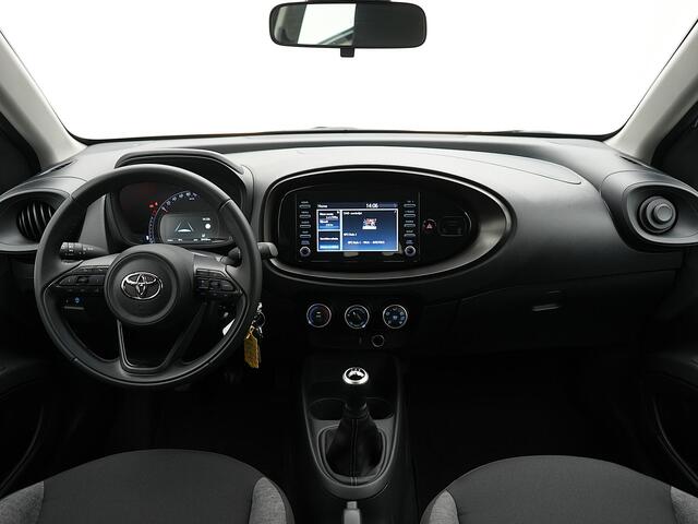 Toyota AYGO X 1.0 VVT-i MT Play | NL-Auto | Apple Carplay -/ Android Auto |