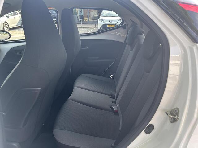 Toyota AYGO 1.0 VVT-i x-play