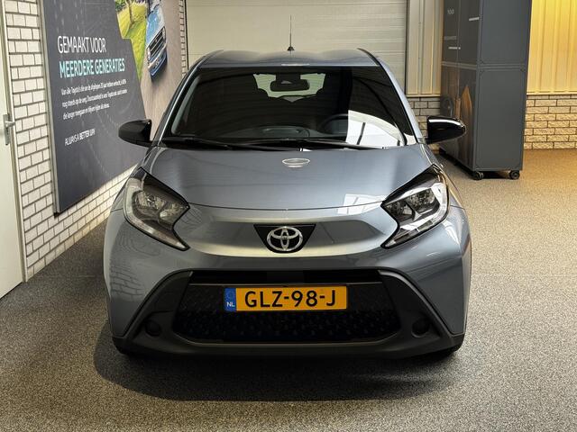 Toyota AYGO X 1.0 VVT-i MT Play