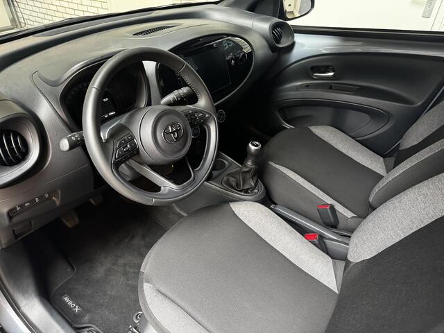 Toyota AYGO X 1.0 VVT-i MT Play