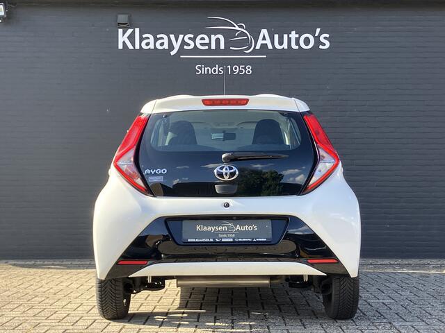 Toyota AYGO 1.0 VVT-i X-play | dealer onderhouden | apple carplay/android auto | airco | camera | bluetooth | 34.000 KM