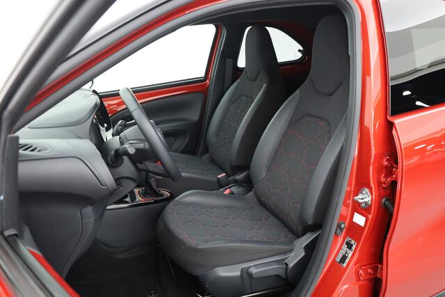 Toyota AYGO X 1.0 VVT-i MT Envy | Navi | Apple CarPlay | Adapt. Cruise | Camera | 18''