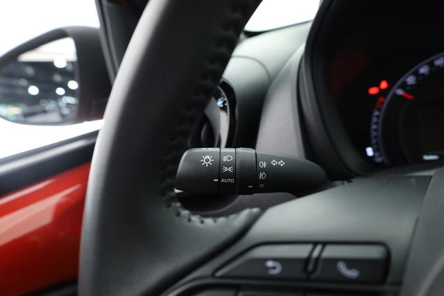 Toyota AYGO X 1.0 VVT-i MT Envy | Navi | Apple CarPlay | Adapt. Cruise | Camera | 18''