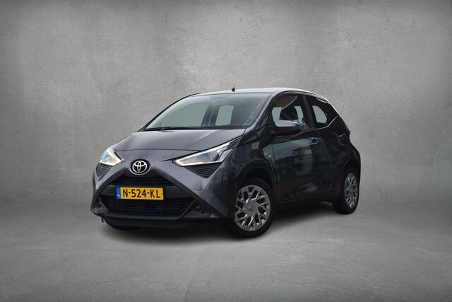 Toyota AYGO 1.0 VVT-i x-play | Apple CarPlay | Camera | Cruise | Airco